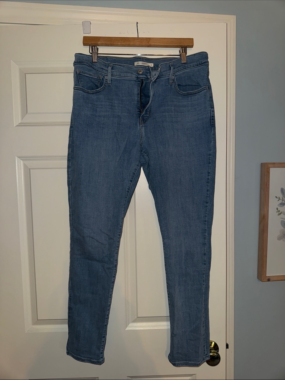 Levi’s Women's light Blue Denim Jeans - 311 Shaping Skinny